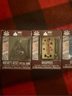 Funko Reese's Brown and Yellow Vinyl Mini Figure